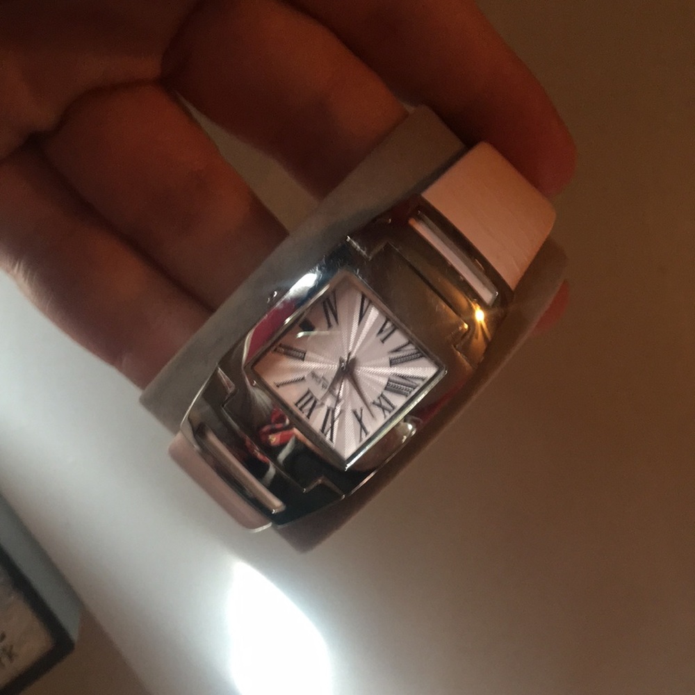 Kenneth Cole Watch ⌚️ - Picture 4 of 6